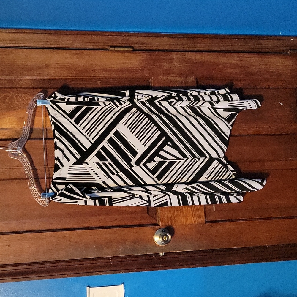 Avenue skirt